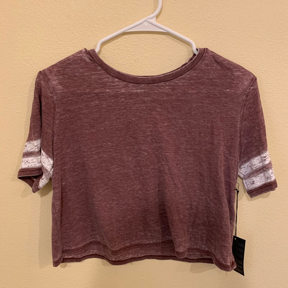Forever 21 cropped t shirt